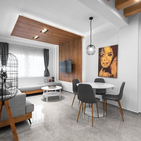 דירות סלוניקי Wood N White, Nilie Hospitality Mgmt מראה חיצוני תמונה